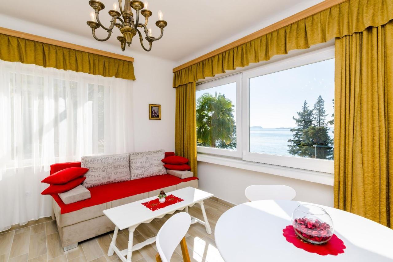 Guest House Villa Nina Mlini Buitenkant foto